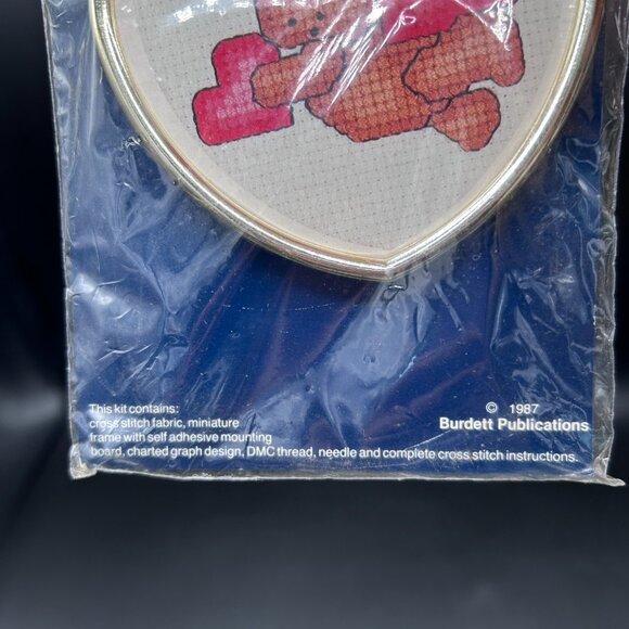 Dale Burdett Cross Stitch Kit CM 820 Hearts A Flutter Ready to Hang VTG 1987 - Picture 4 of 8